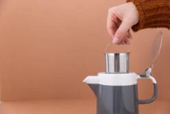 La Cafetiere Barcelona Teapot 4 Cup Cool Grey -Denby Sales Store 49161 36100